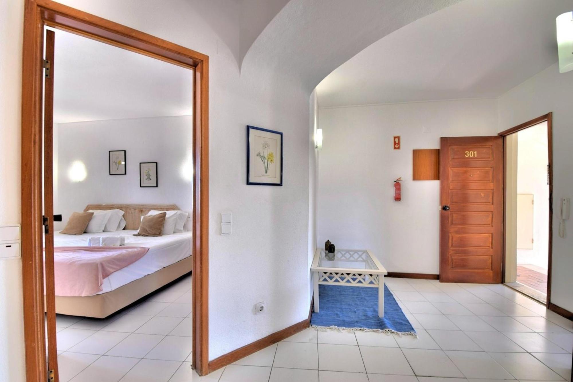 Aparthotel Bellavista Avenida By BeGuest Albufeira Exterior foto